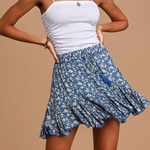 Lulus skirt